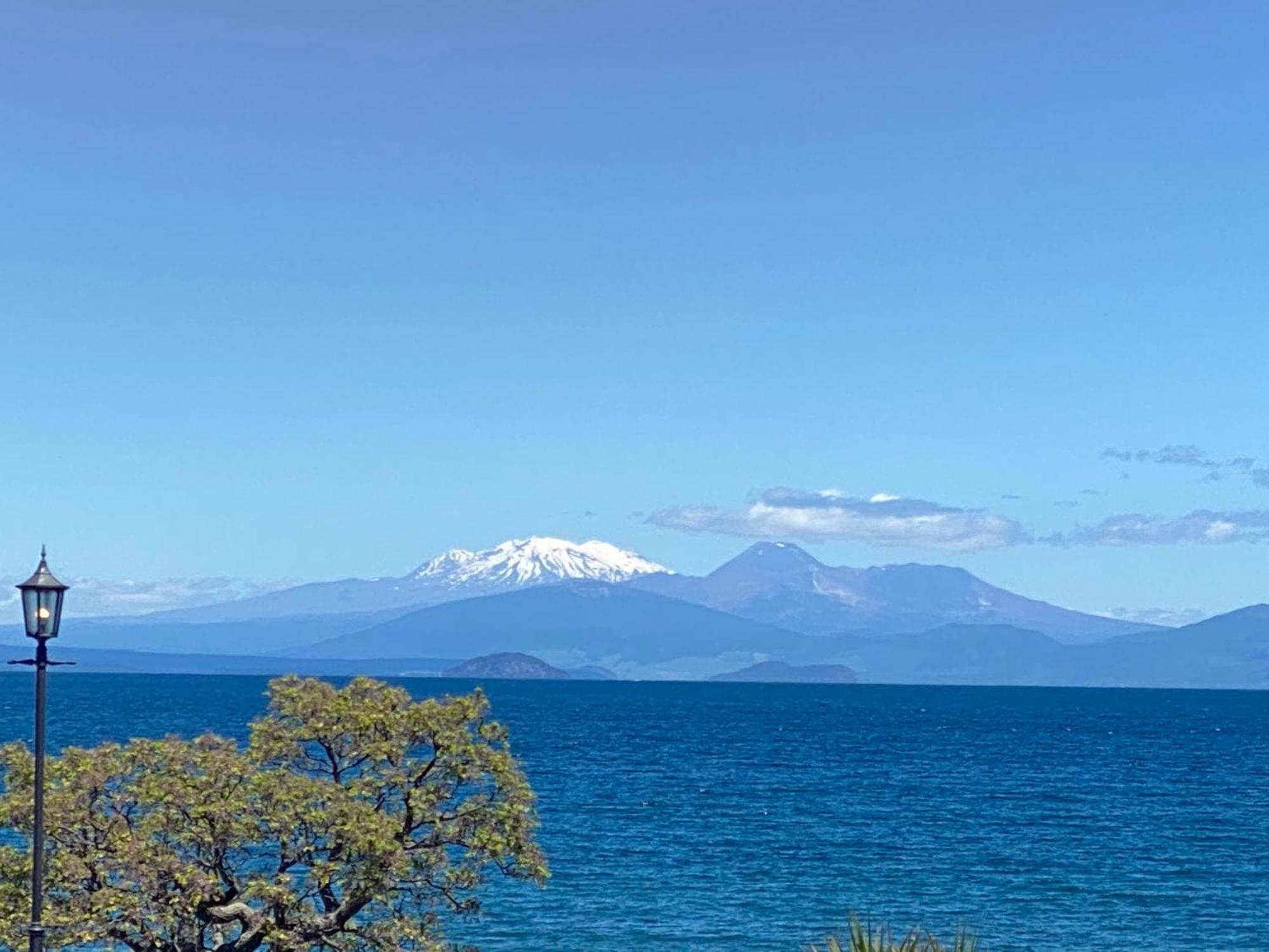 Lakeside Taupo Motel Экстерьер фото